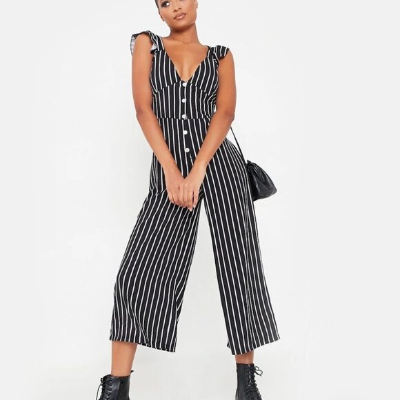 Black striped ruffle shoulder button jumpsuit small - Picture 1 of 4